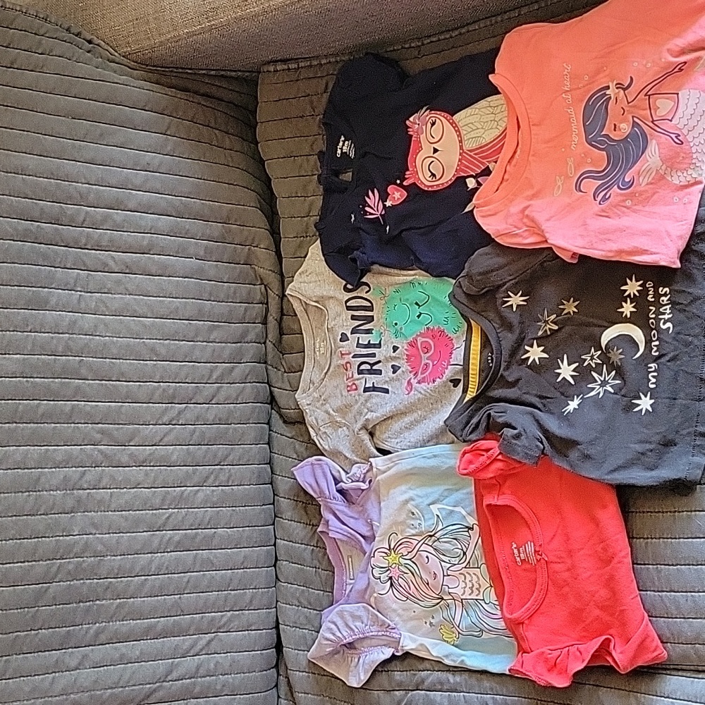 Bundle of 6 girls Tshirts size 18m mixed brands, Carter's, Cat & Jack, Garanimal